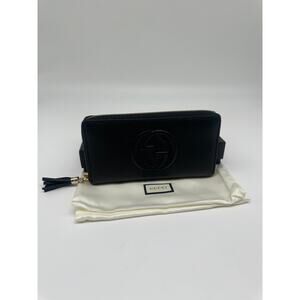Gucci Soho Leather Embossed Logo Zip-Around with Tassel Long Wallet Black